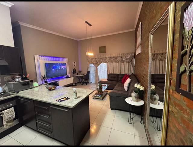 2 BEDROOM COMPLEX FOR SALE IN SOLHEIM